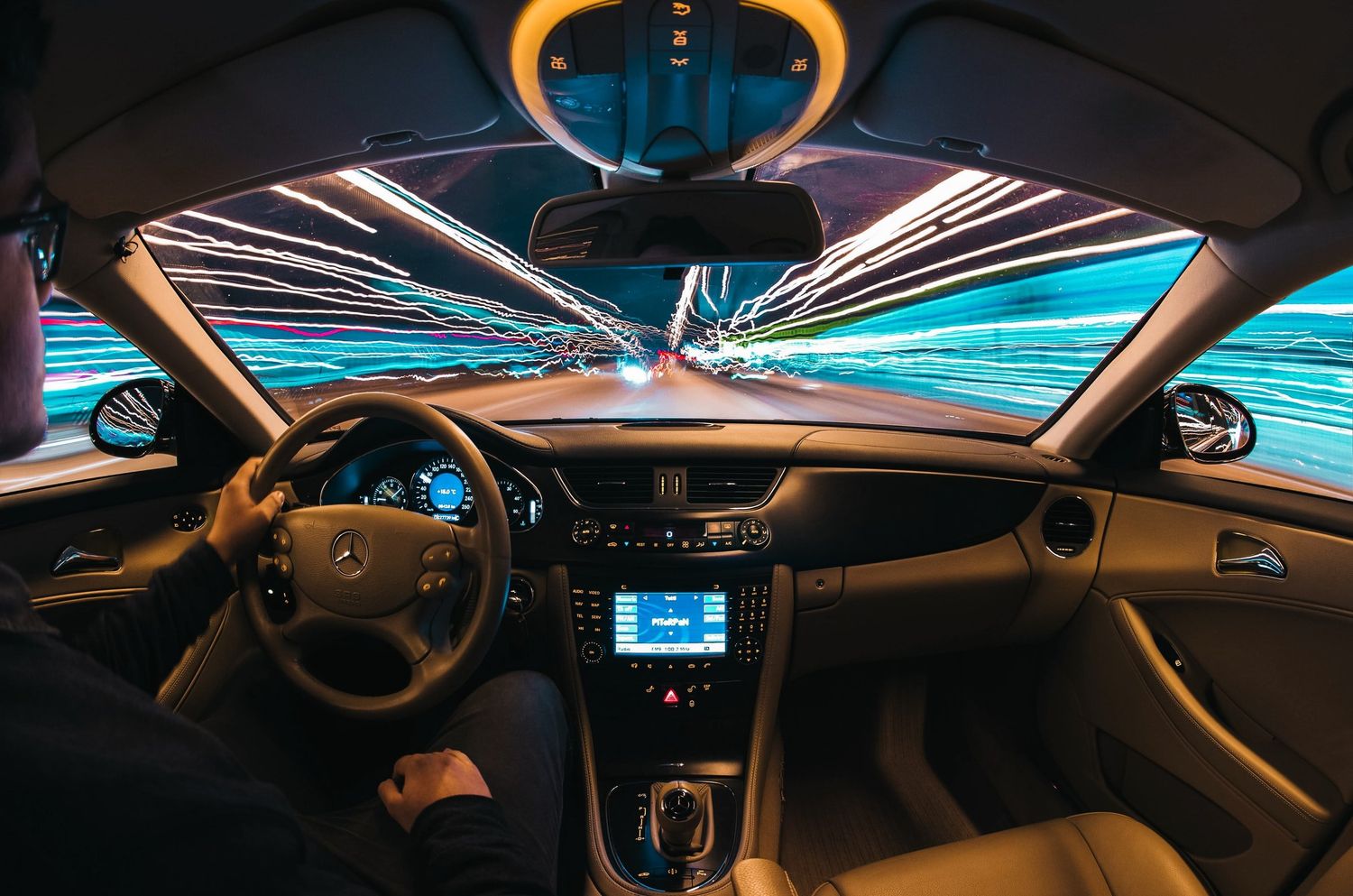 how-5g-could-make-cars-better-connected