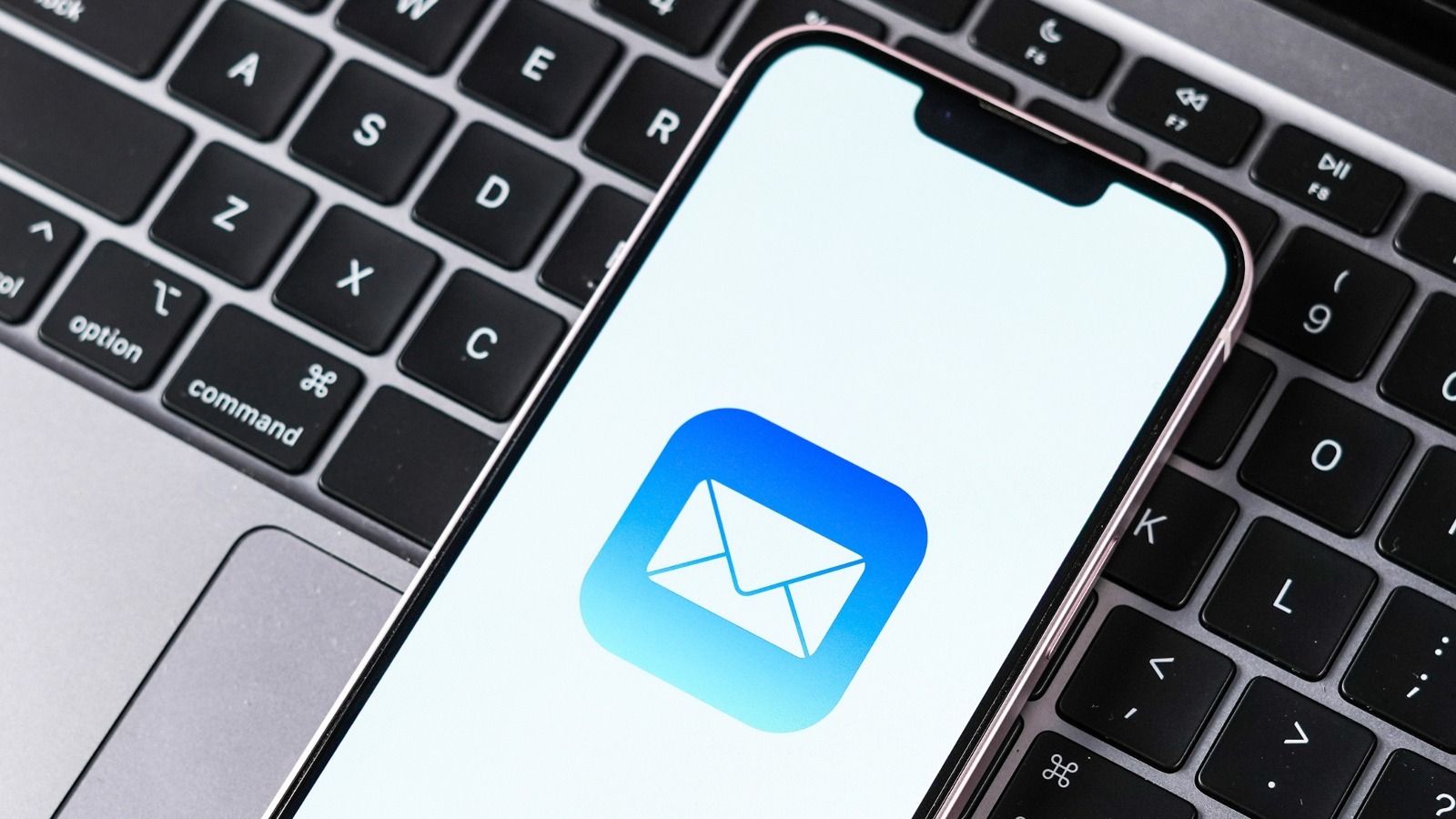 how-to-add-email-to-iphone-14