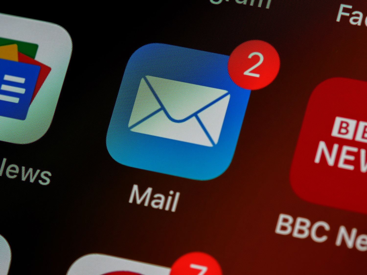 how-to-get-rid-of-ghost-emails-on-iphone-13