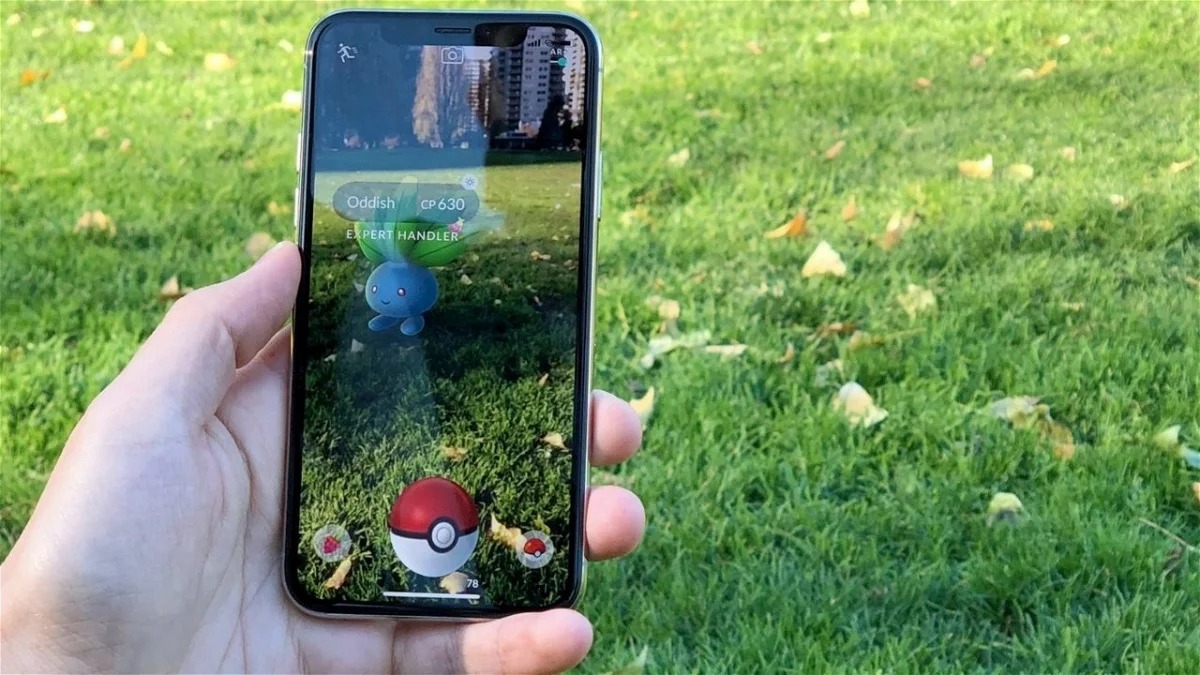how-to-play-pokemon-on-iphone-14