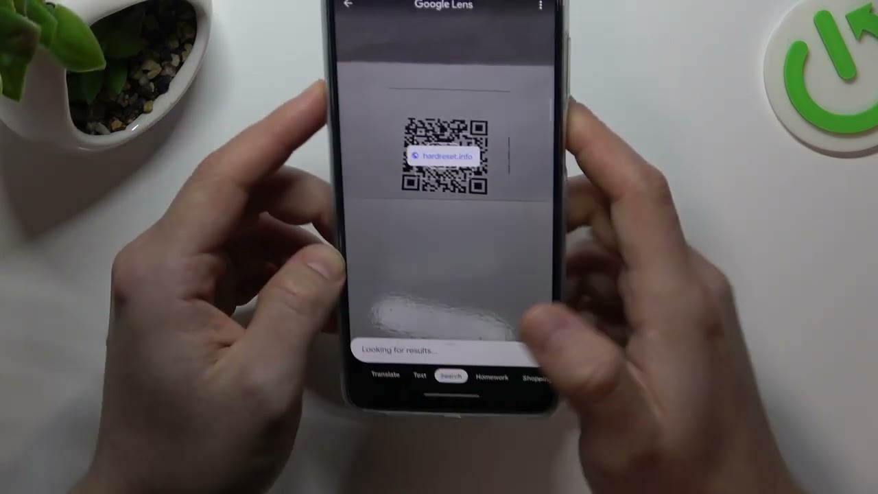 how-to-use-the-qr-code-scanner-on-my-moto-g