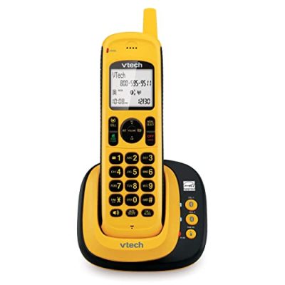 Uniden DECT 6.0 Interference-Free Expandable Digital Cordless Phone  w/Answering System, 3 Handsets & Waterproof Handset