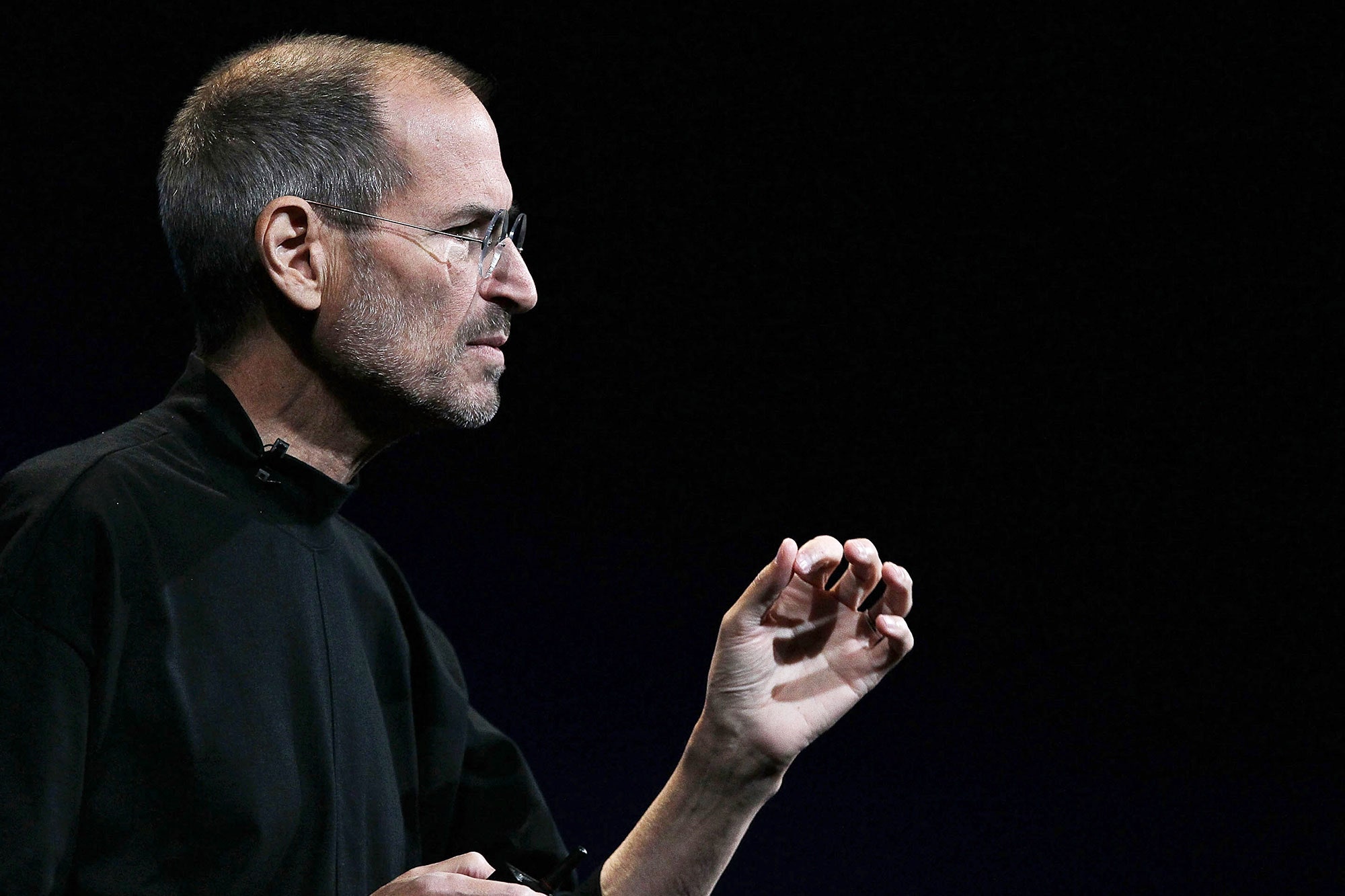 suggestion-to-name-street-after-steve-jobs-stirs-controversy