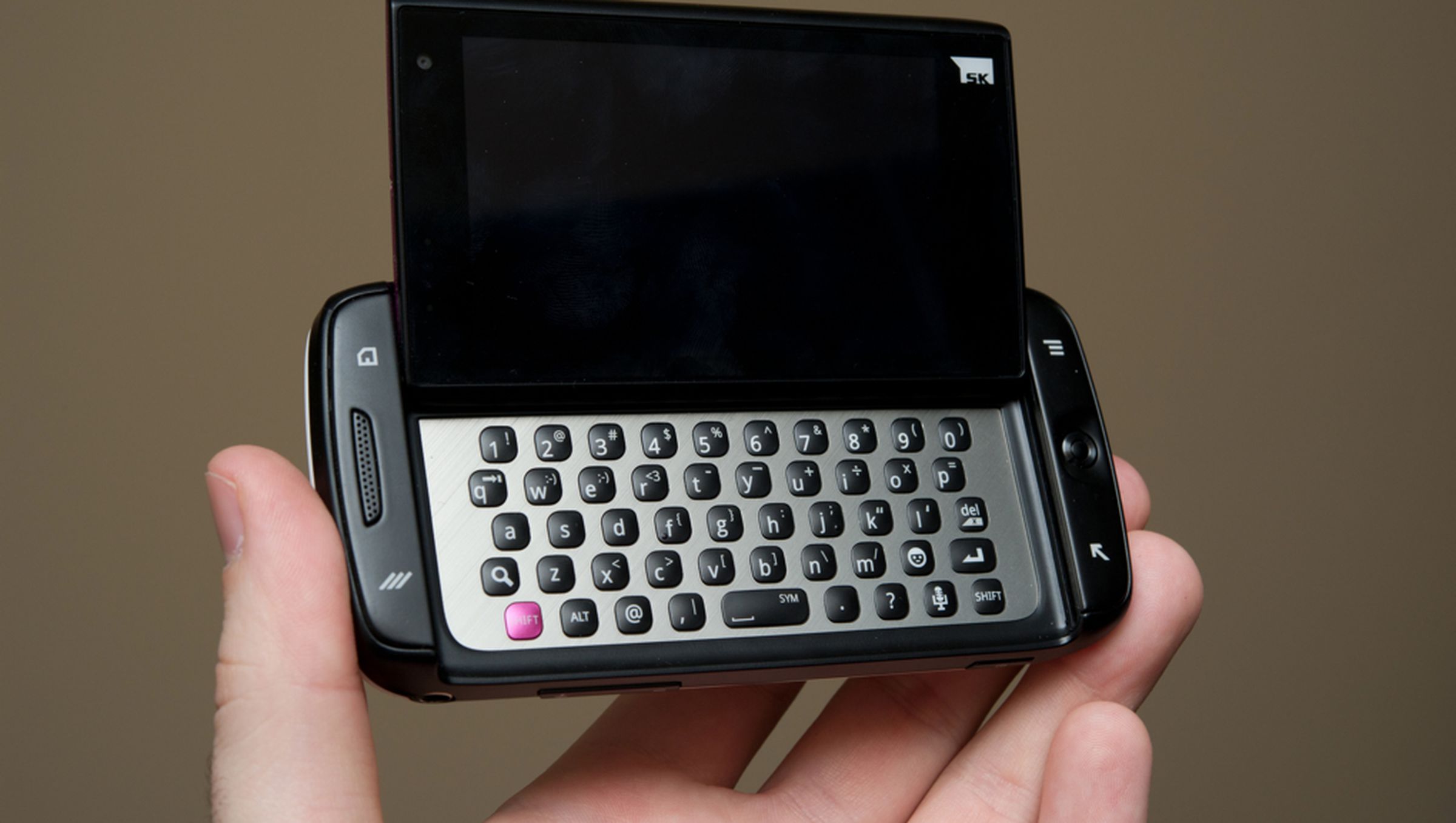 t-mobile-unveils-android-powered-sidekick-4g