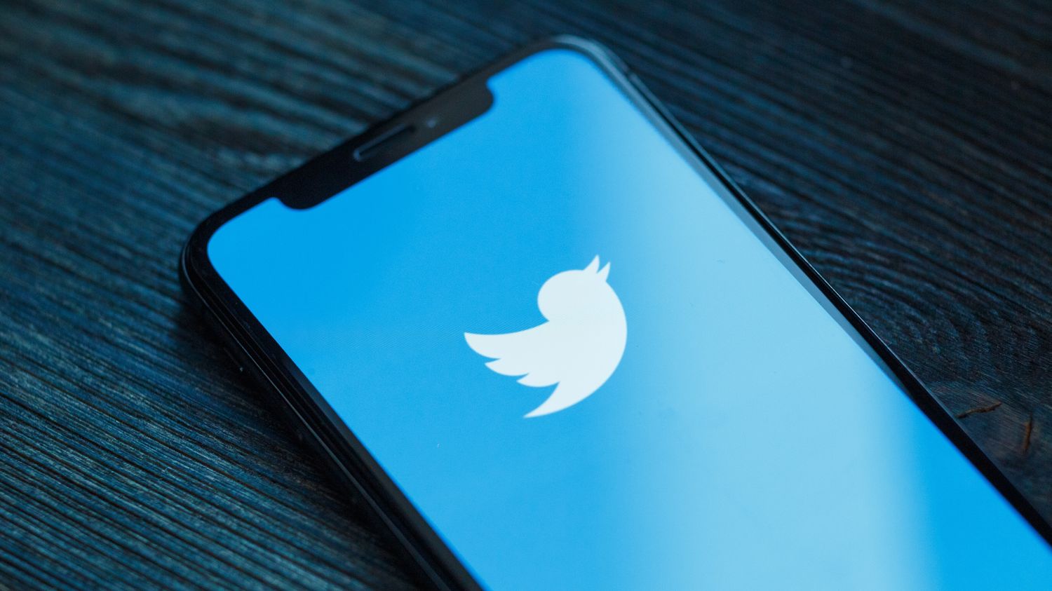twitter-testing-buy-button-as-it-looks-at-ways-to-boost-revenue