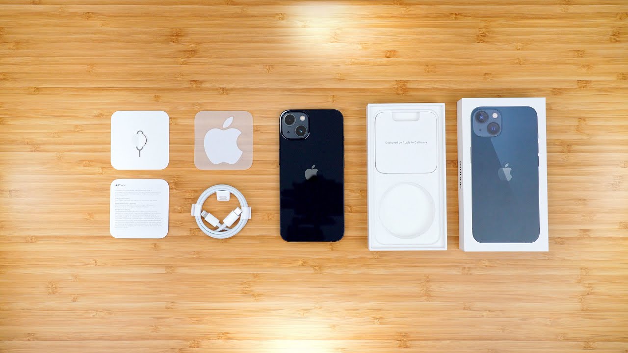 what-comes-in-the-iphone-13-box