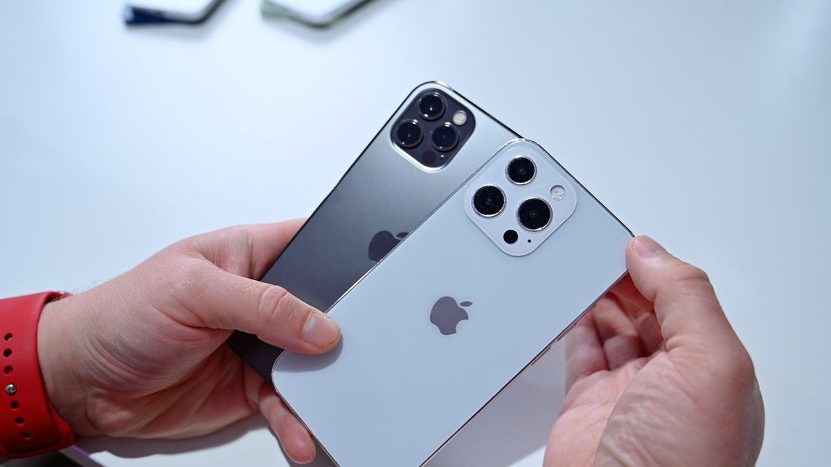 what-is-the-3rd-camera-on-iphone-13-pro