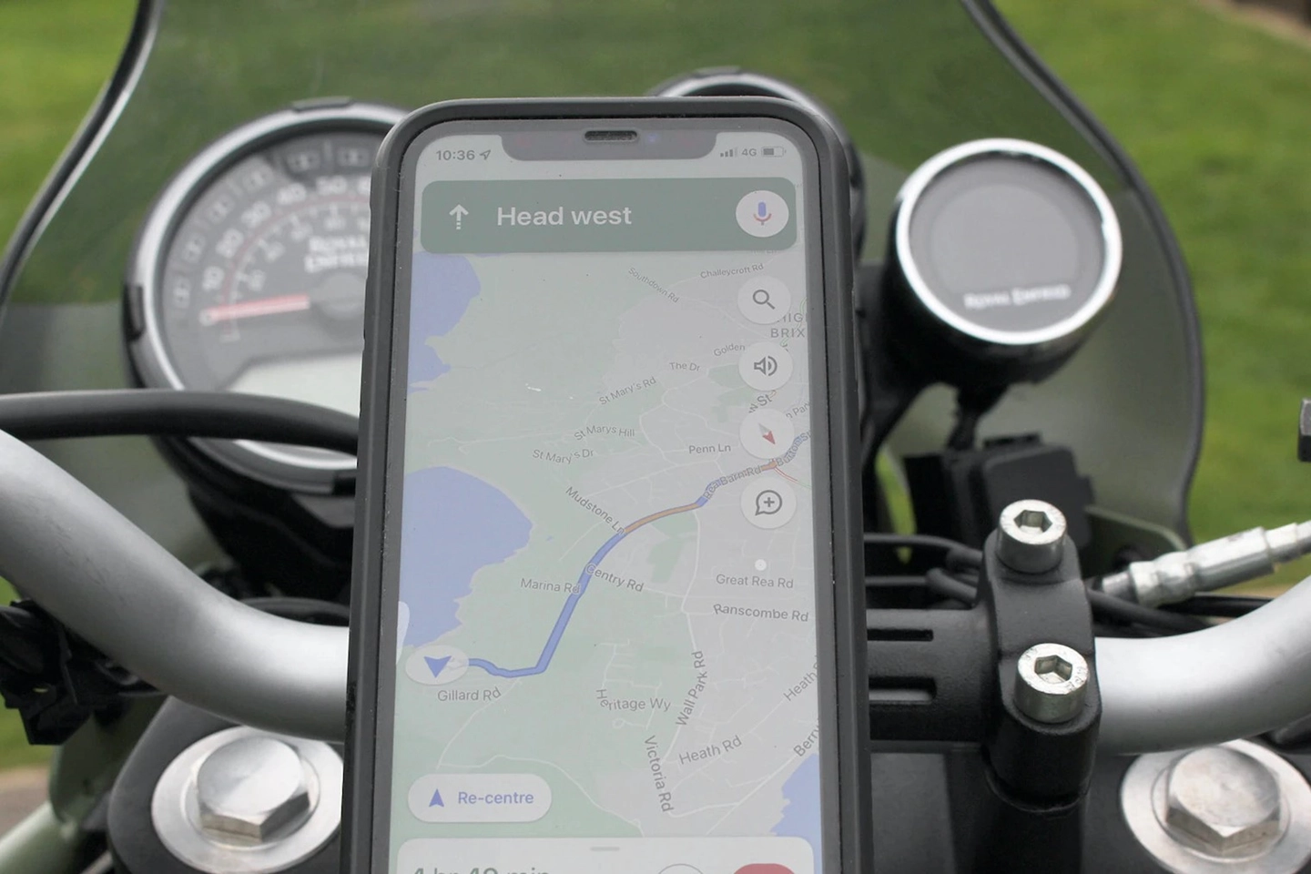 USA Gear Waterproof Motorcycle Phone Mount - Handlebar GPS Bike Phone  Holder with 360 Degree Viewing - Compatible with Garmin Drive, DriveSmart,  Zumo