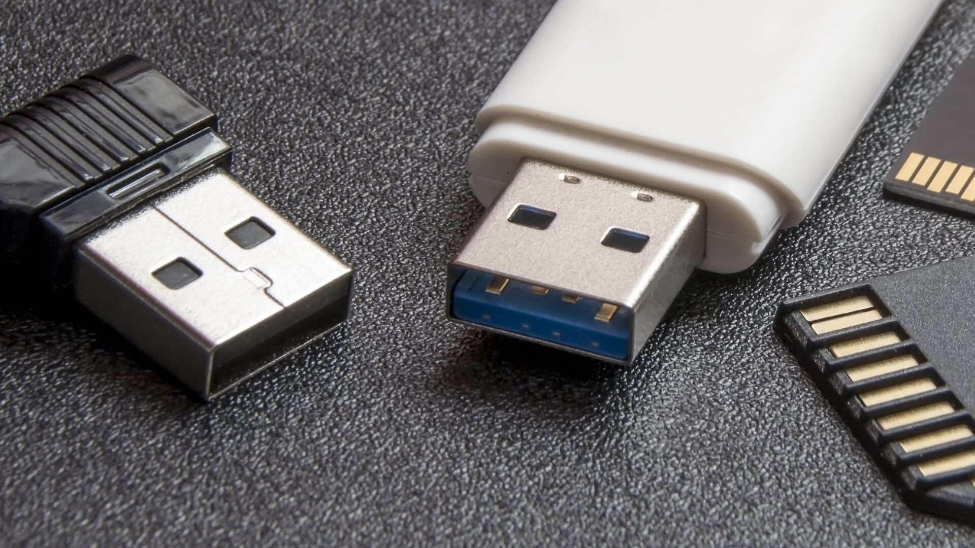 how-to-connect-a-flash-drive-to-iphone-10