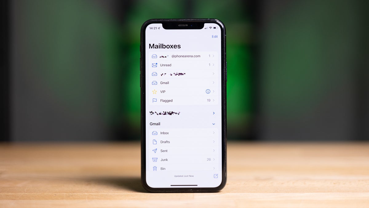 how-to-delete-emails-from-iphone-10