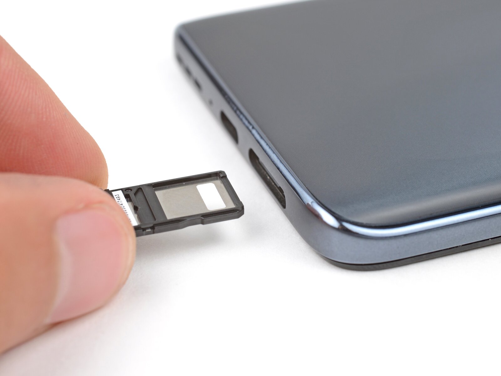 how-to-remove-sim-card-from-motorola-edge