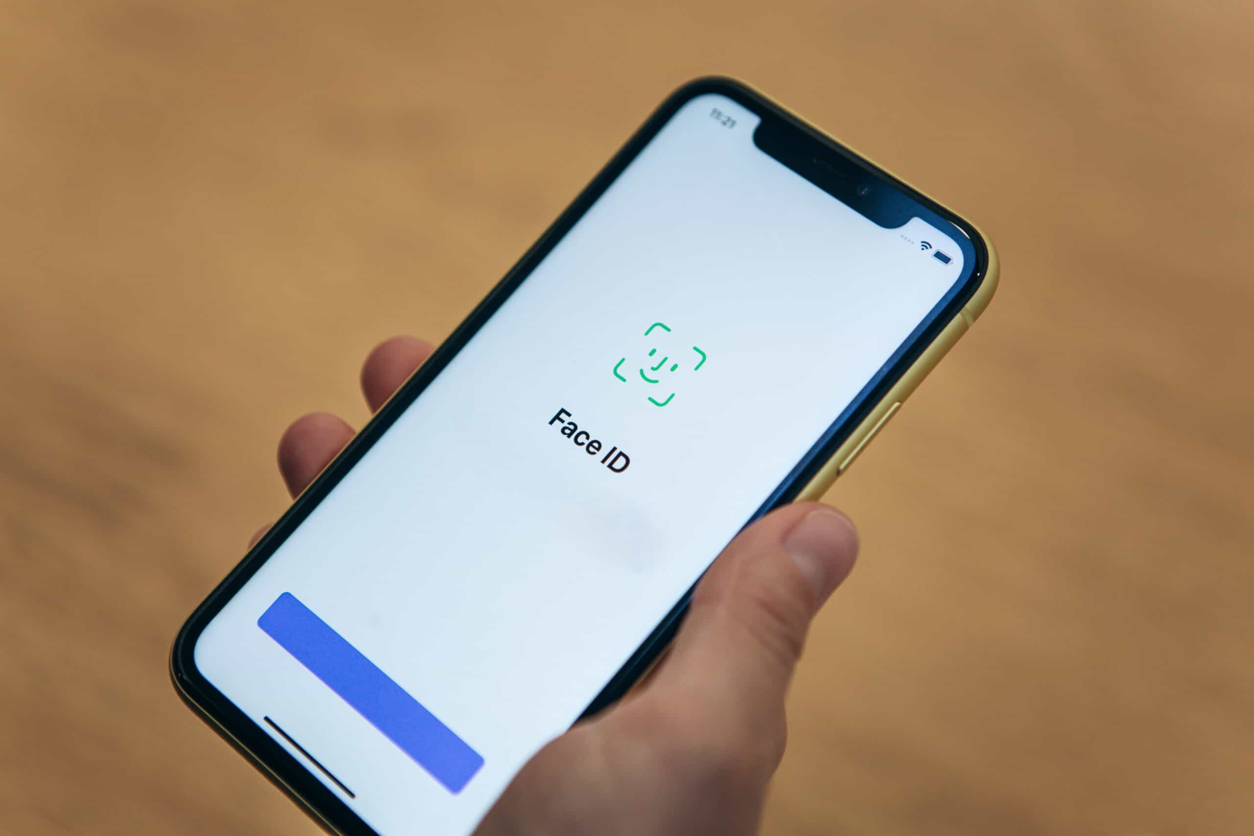 how-to-unlock-iphone-10-with-face-id