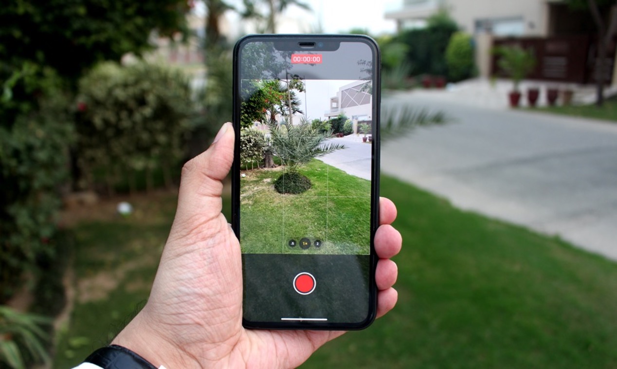 how-to-video-record-on-iphone-12