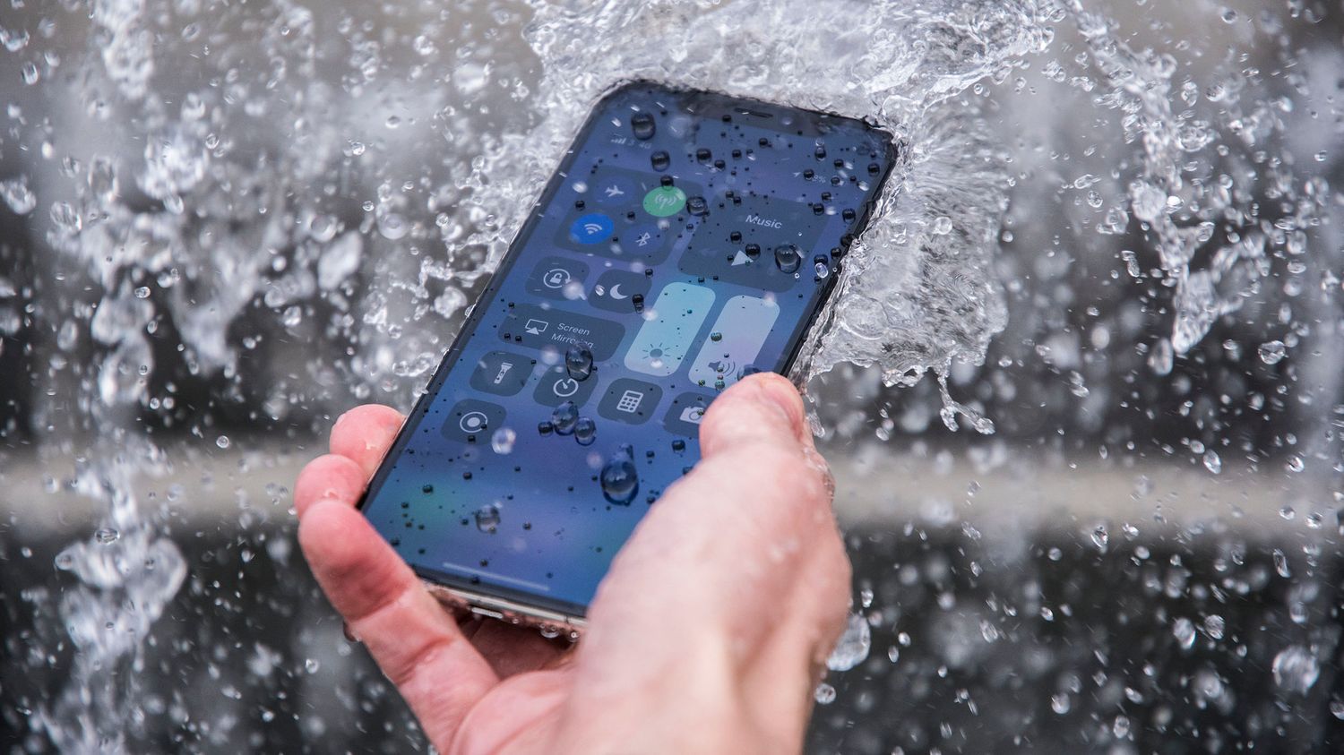 how-waterproof-is-iphone-11