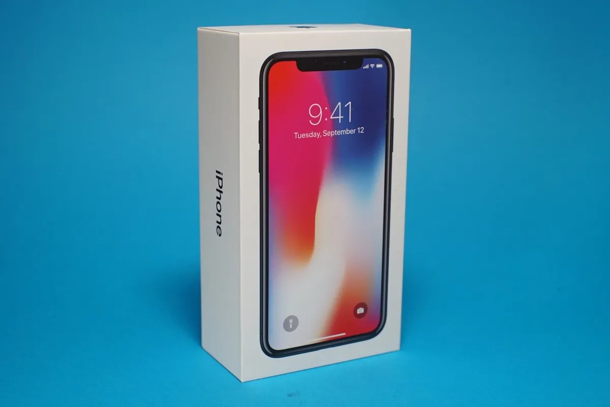 what-comes-in-iphone-10-box