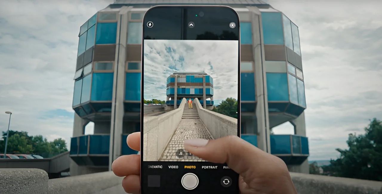 where-does-the-newest-iphone-commercial-take-place