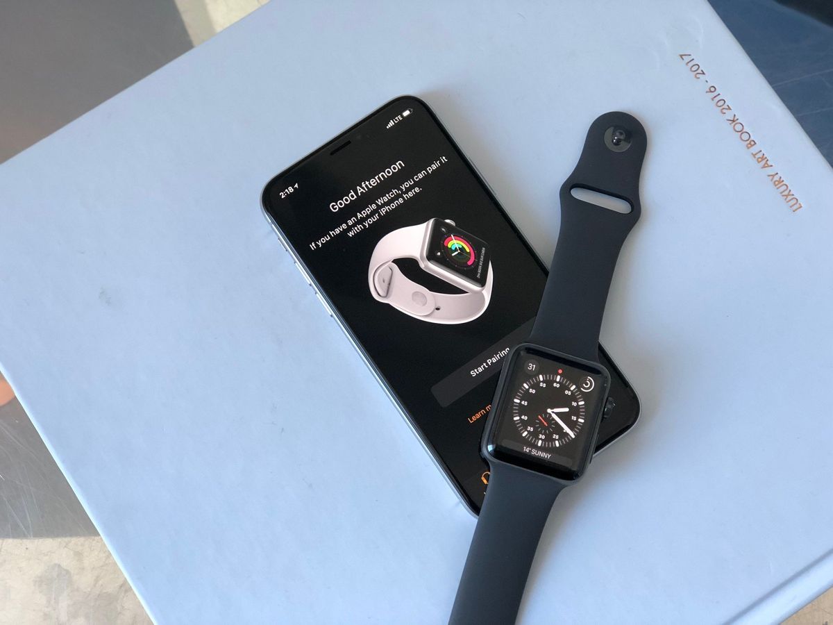which-apple-watch-works-with-iphone-12