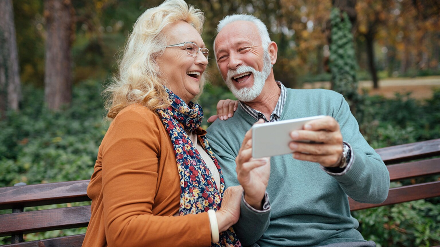 who-has-the-best-phone-plans-for-seniors