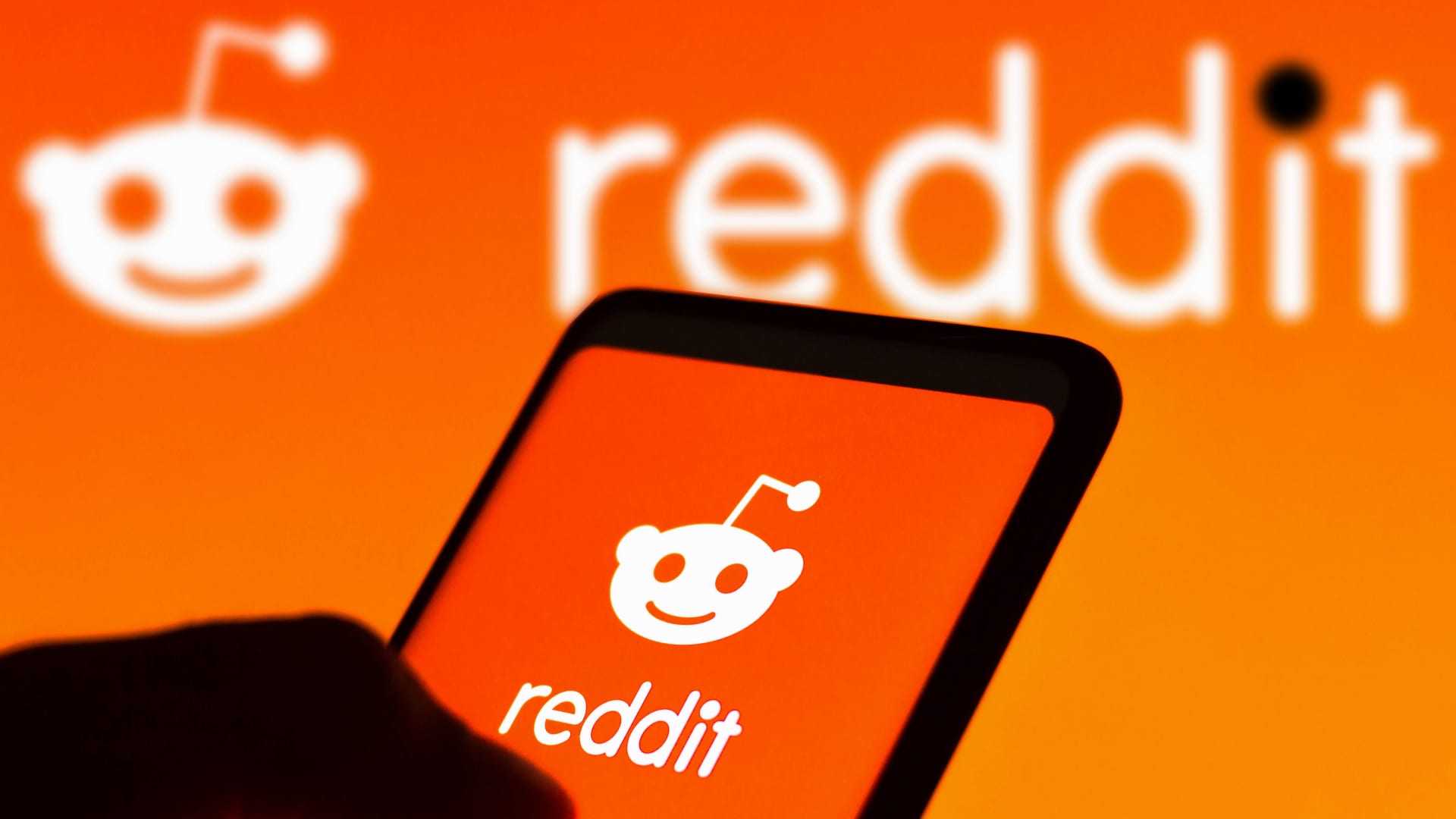 how-to-find-someone-on-reddit-with-their-phone-number